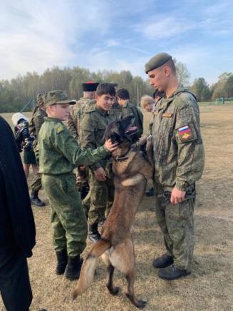 Экскурсия в питомник служебных собак "Красная Звезда"